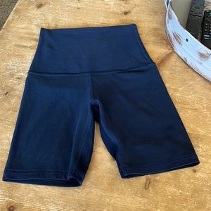 Lululemon Super high rise Align 6 inche biker shorts
